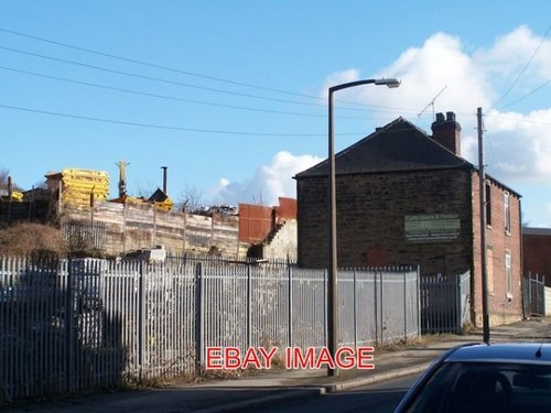 Photo skips for hire - skips,