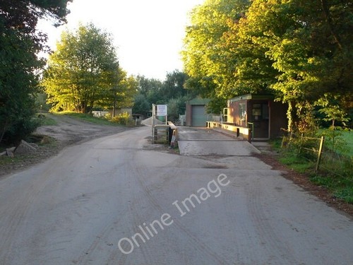 Photo 6x4 sand gravel skip - gravel,